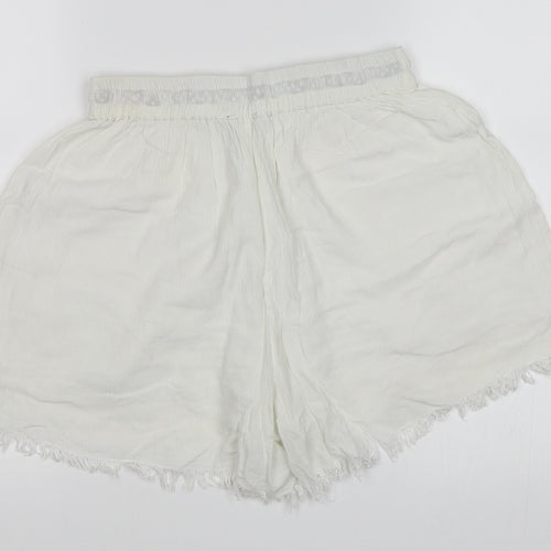 Wednesdays Girl Womens White    Shorts Size XS