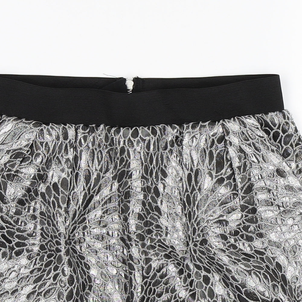 Rare Womens Black Floral  Mini Skirt Size 6