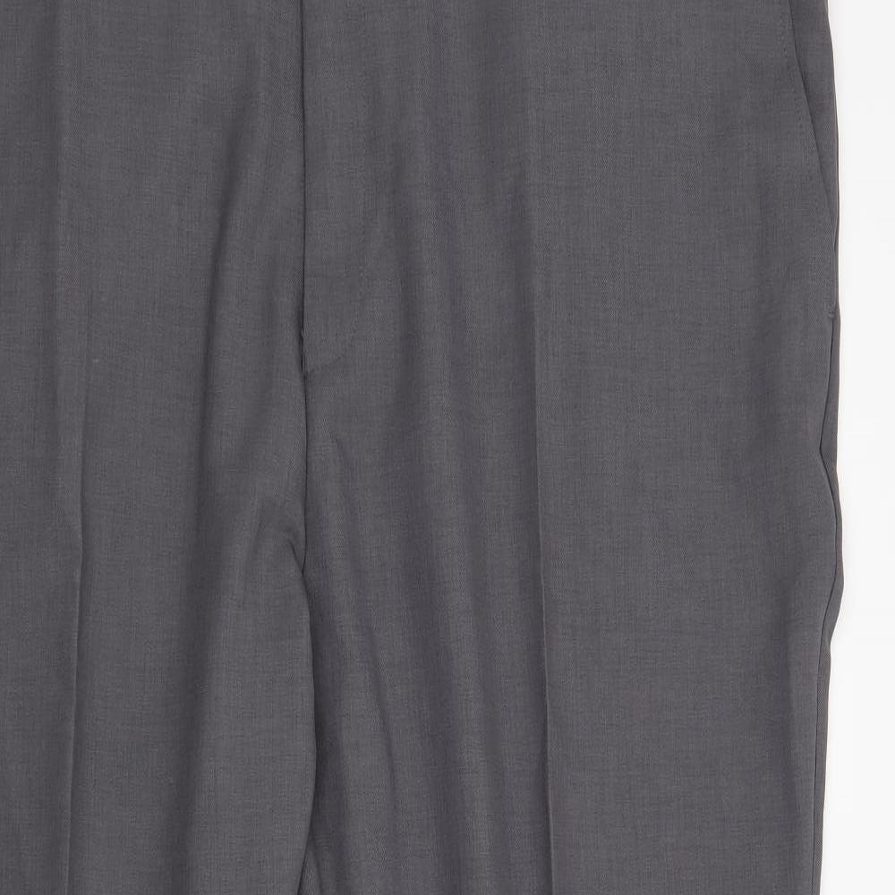 Farah Mens Grey   Trousers  Size 48 in L31 in