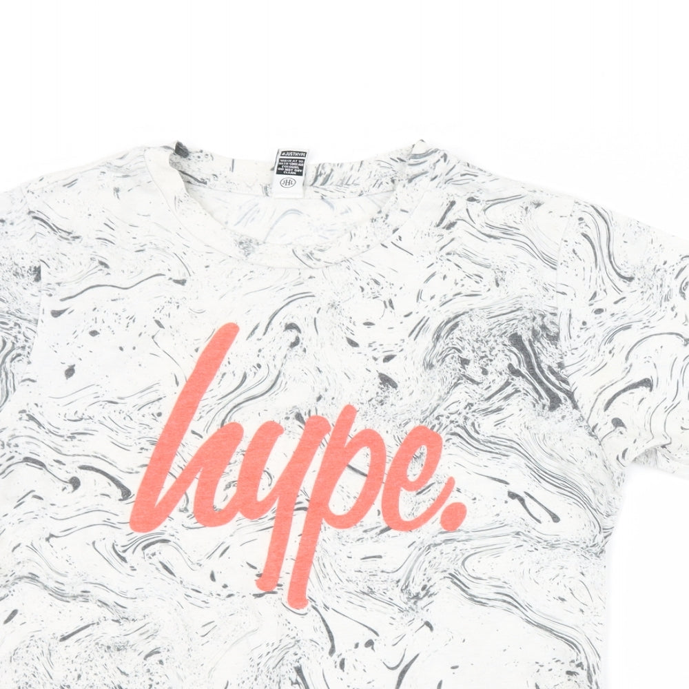 Hype Boys White   Basic T-Shirt Size 13 Years  - graphic
