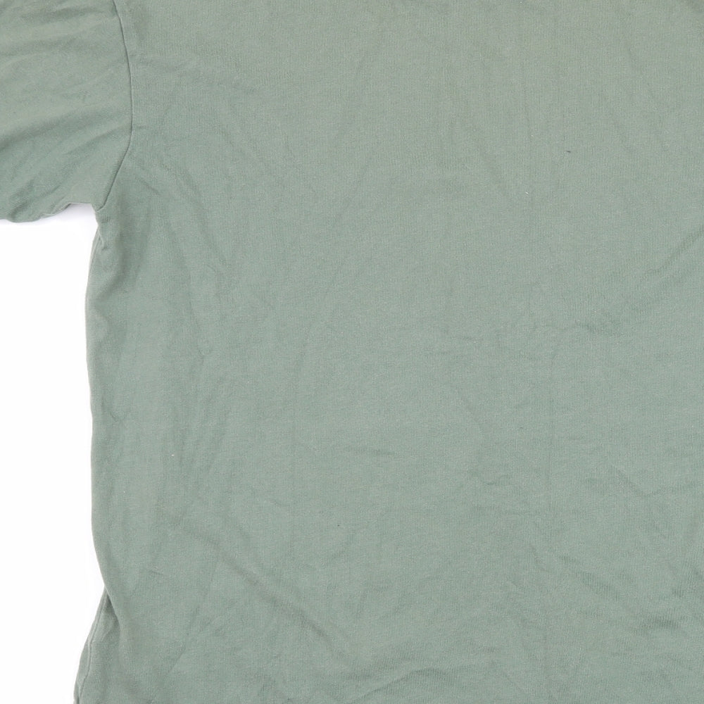 One True Saxon Mens Green    T-Shirt Size M  - graphic