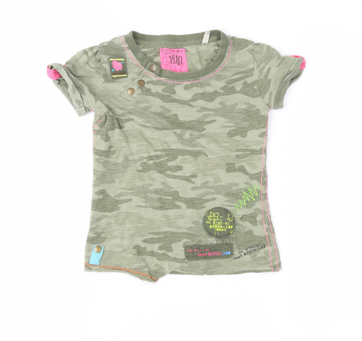 NEXT Girls Green Camouflage  Pullover T-Shirt Size 5 Years