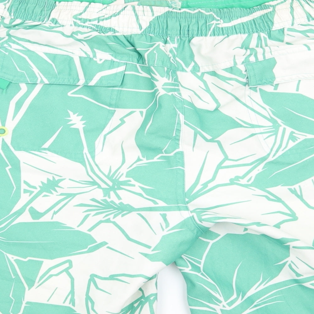 Firefly Mens Green Floral  Bermuda Shorts Size L