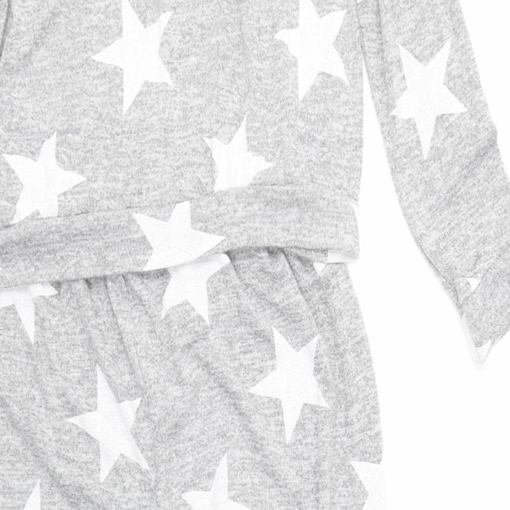 pretty little  Thing Womens Grey   Top Pyjama Set   - Star Print