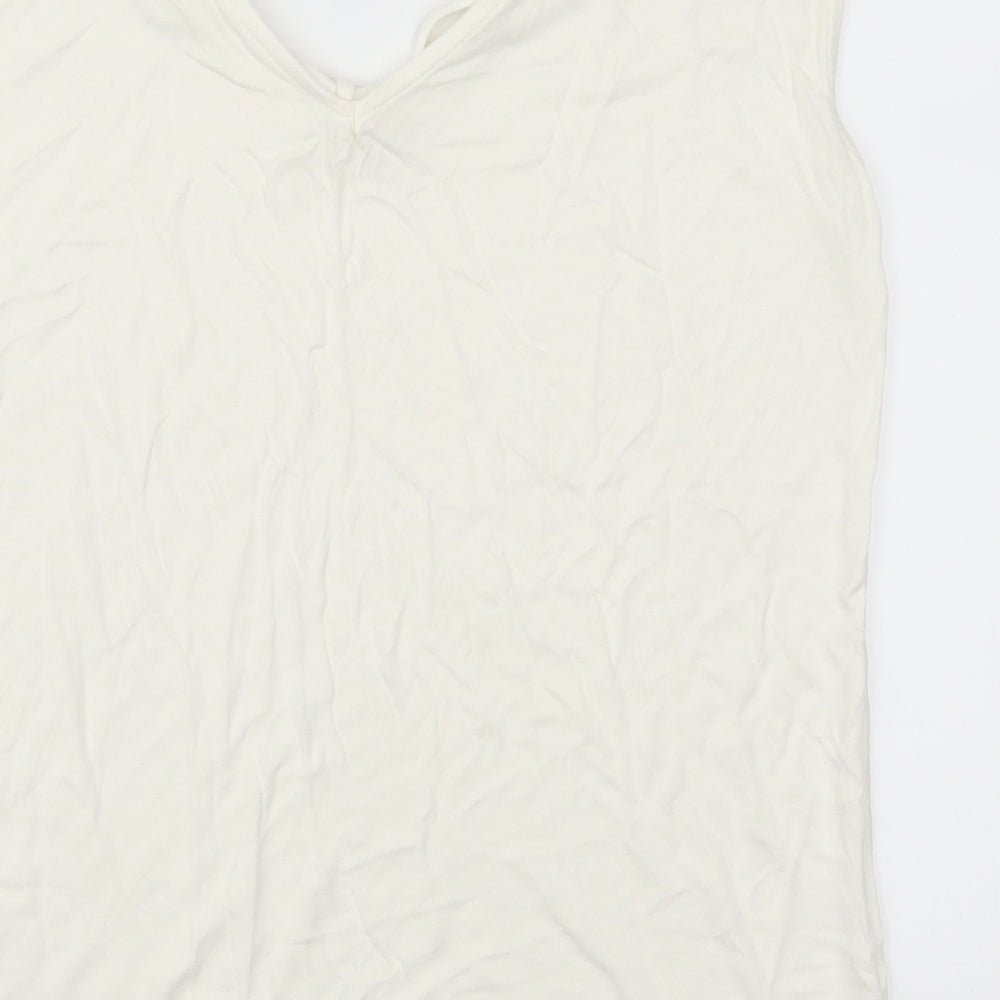 S. Oliver Womens White   Basic T-Shirt Size 10