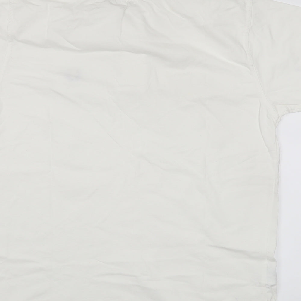 Fred Perry Mens White    T-Shirt Size M