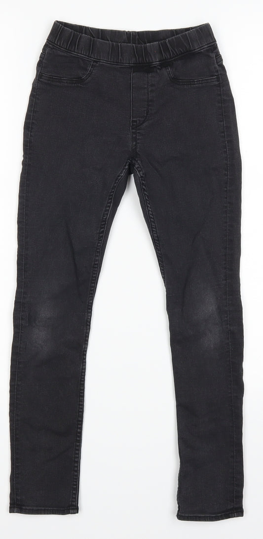 Front view of H&M girls’ black skinny jeans, size 7-8, years