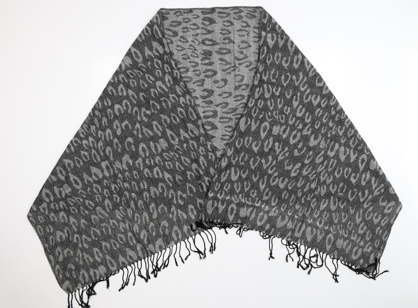 Preworn Womens Grey Animal Print Knit  Scarf