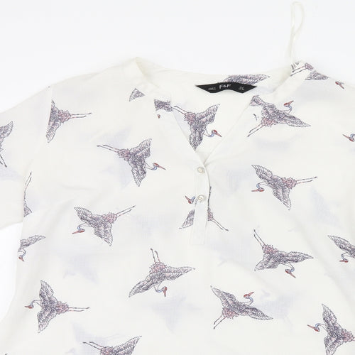 F&F Womens White Geometric  Basic Blouse Size 8