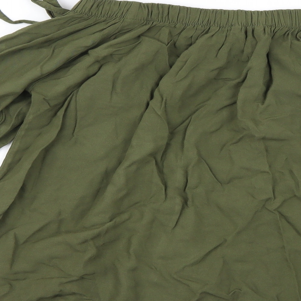 Select Womens Green   Basic T-Shirt Size 12