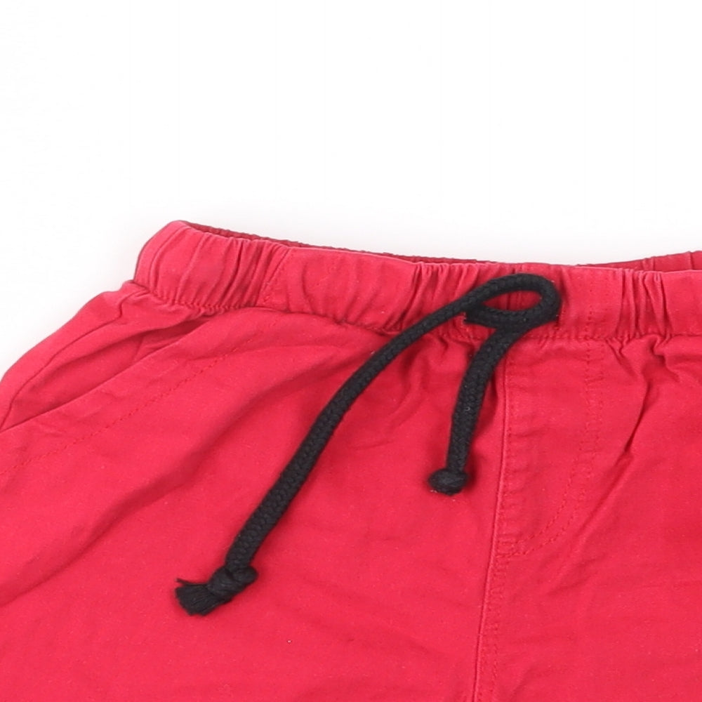 Preworn Girls Red   Mom Shorts Size 4 Years