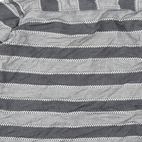 chennis Mens Grey Striped   Button-Up Size S