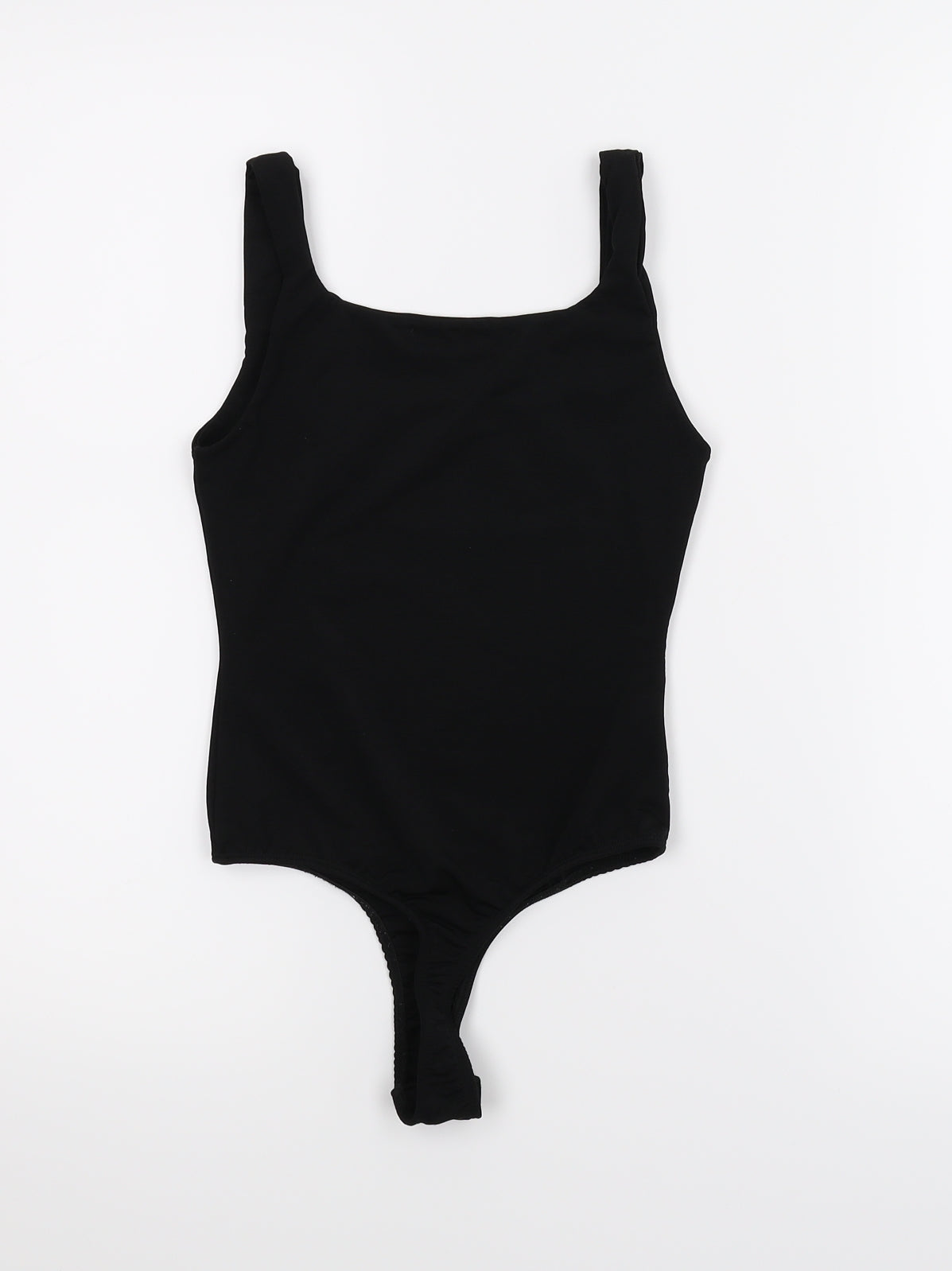 PRETTYLITTLETHING Womens Black   Basic Tank Size 6