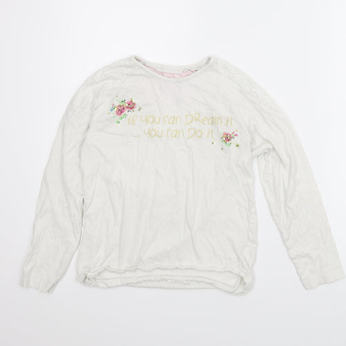 YD Girls White   Basic T-Shirt Size 11-12 Years