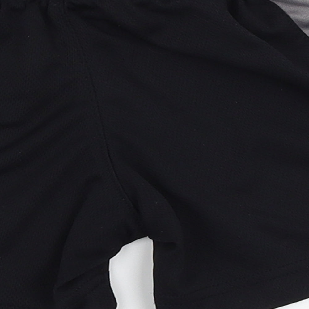 Nike Boys Black   Sweat Shorts Size 2 Years