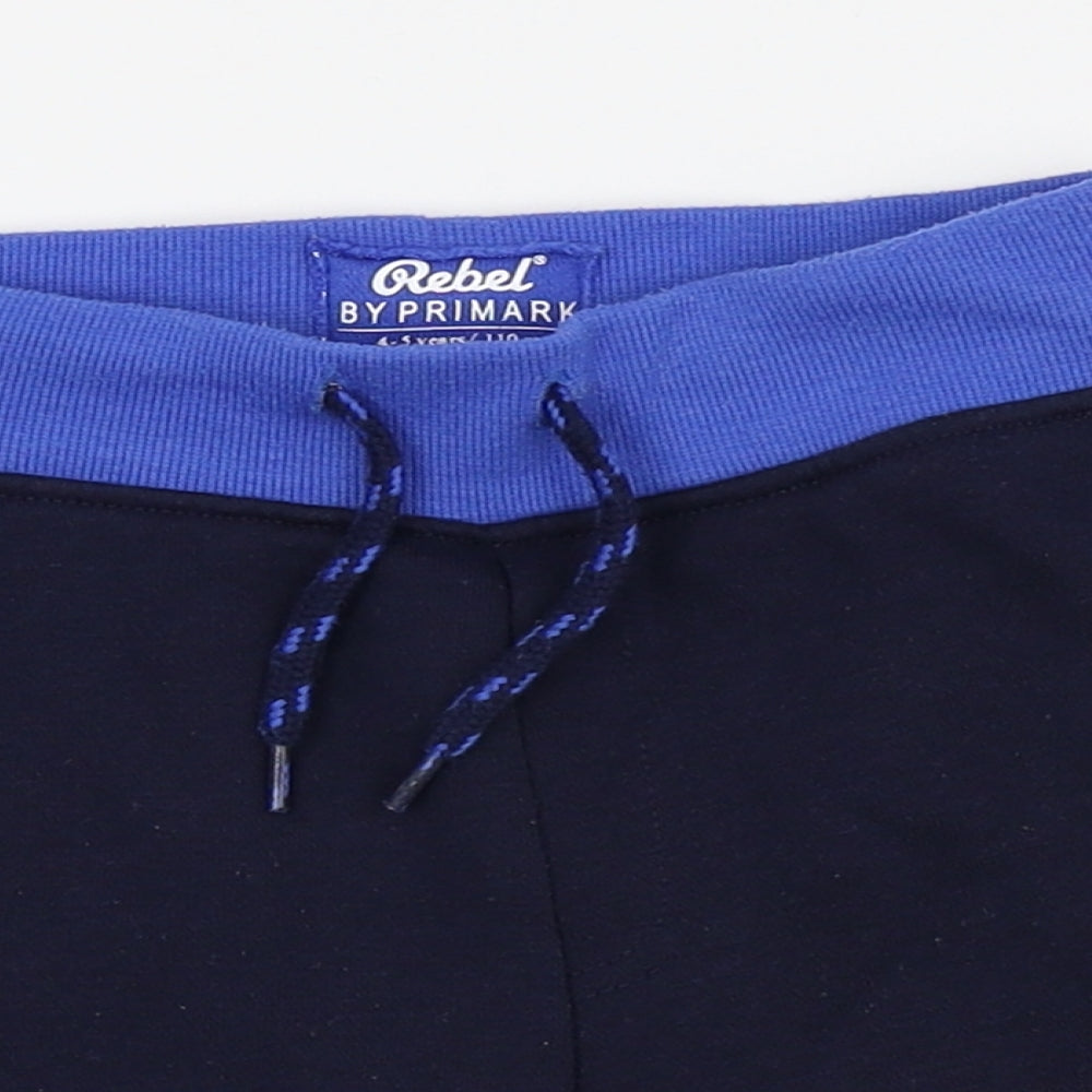 Primark Boys Black   Sweat Shorts Size 4-5 Years