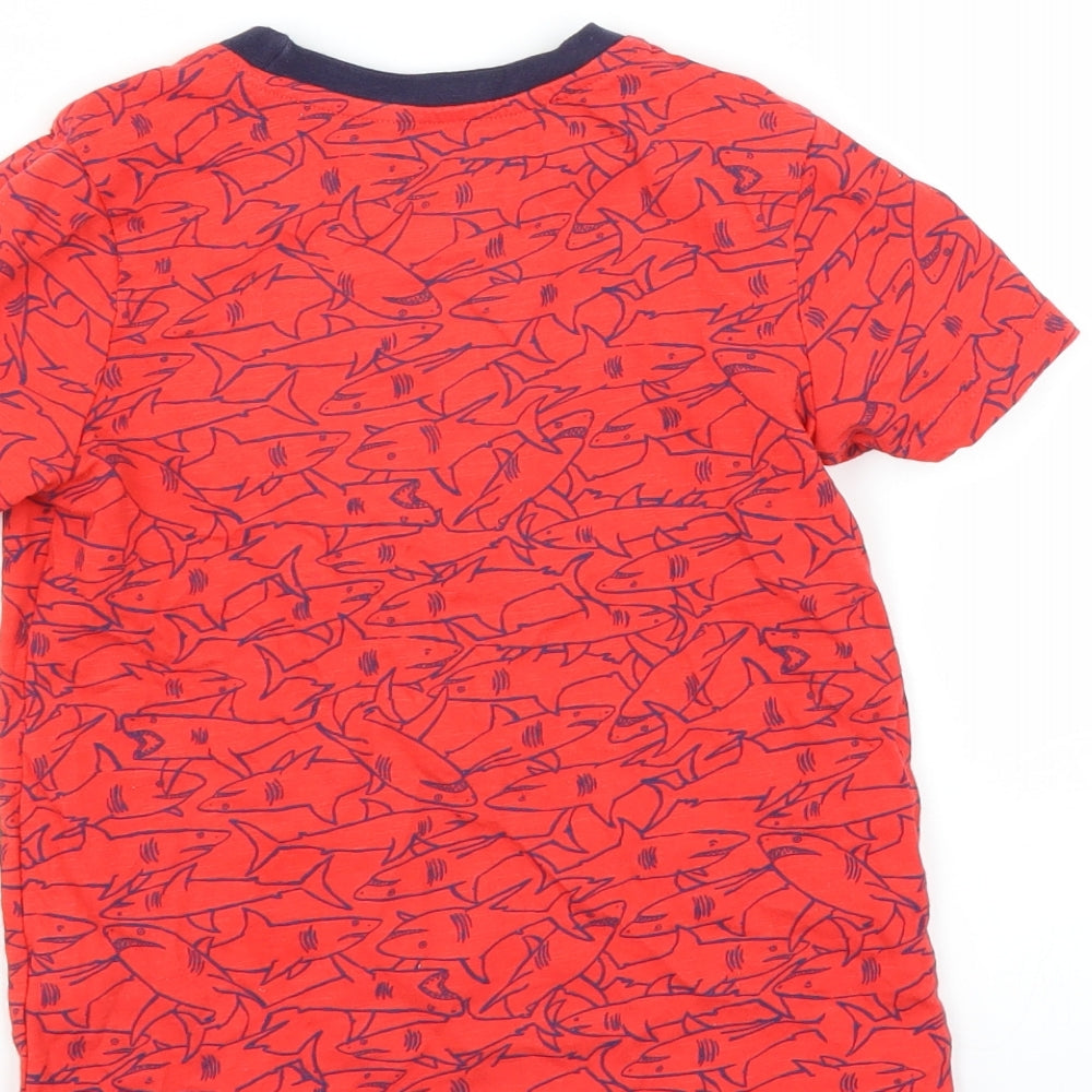 Nutmeg Boys Red   Basic T-Shirt Size 4-5 Years  - Shark print