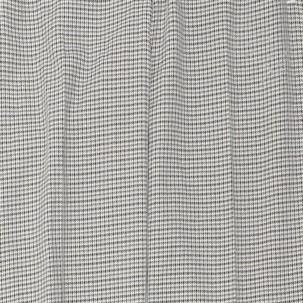 Marks and Spencer Womens Grey   Trousers  Size 10 L22 in