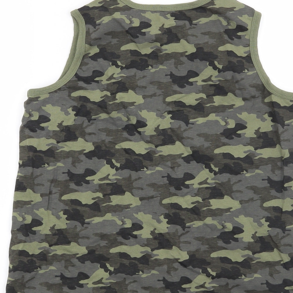 Primark Boys Green Camouflage  Basic T-Shirt Size 12-13 Years
