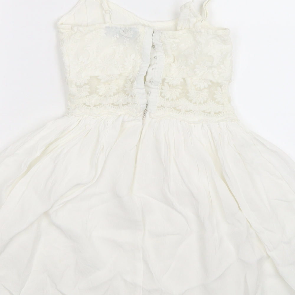 Topshop Womens White   Fit & Flare  Size 6