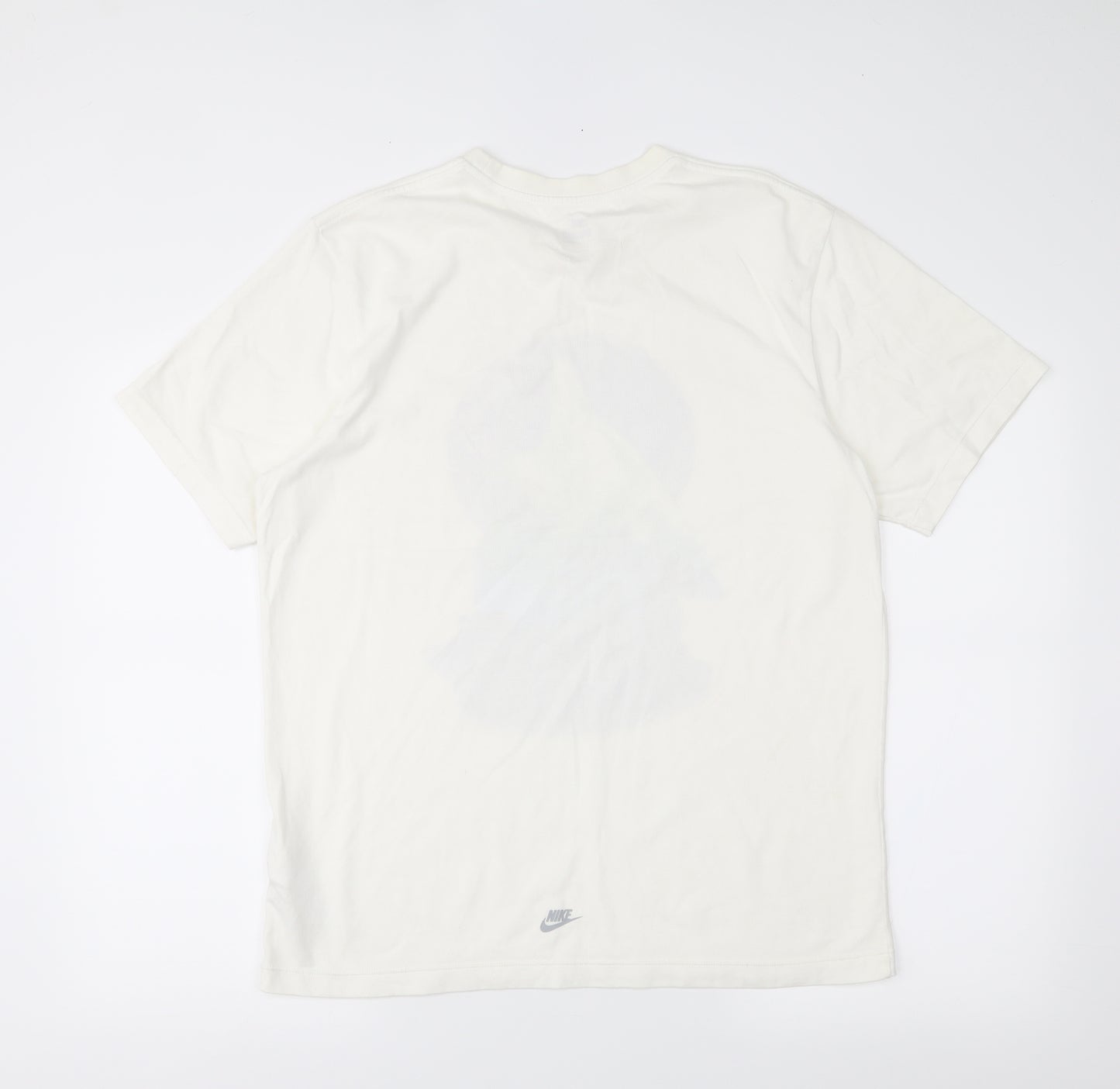 Nike Mens White    T-Shirt Size M