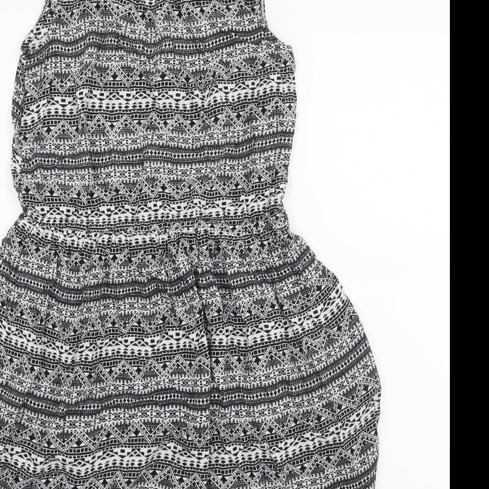 YD Girls Black   A-Line  Size 12-13 Years