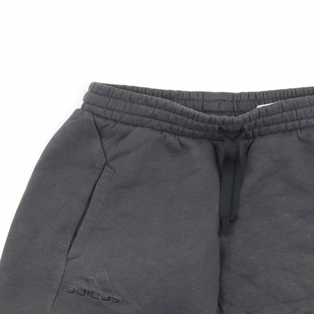 adidas Boys Grey   Sweat Shorts Size 7-8 Years