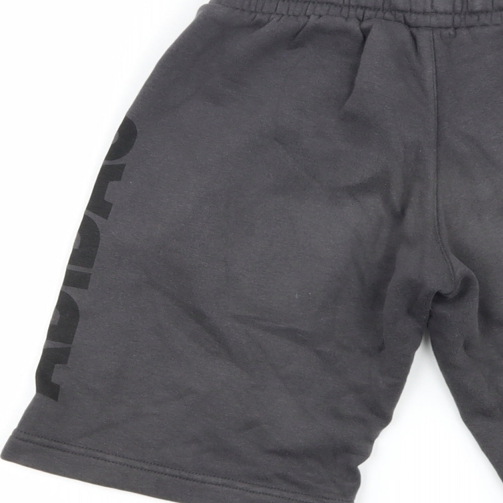 adidas Boys Grey   Sweat Shorts Size 7-8 Years
