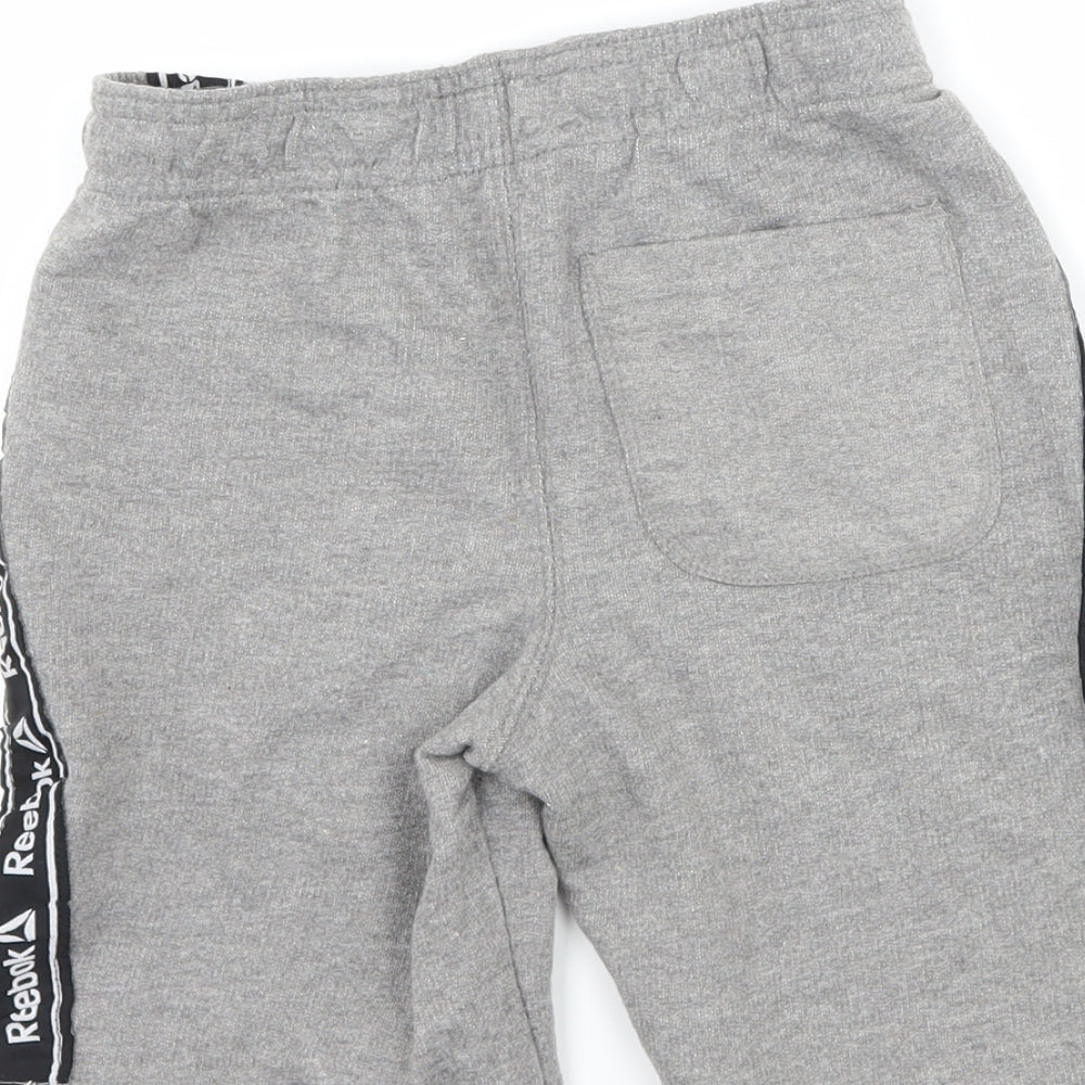 Reebok Boys Grey   Sweat Shorts Size 6 Years