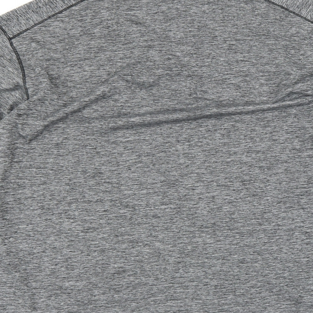Performance Mens Grey   Basic T-Shirt Size M