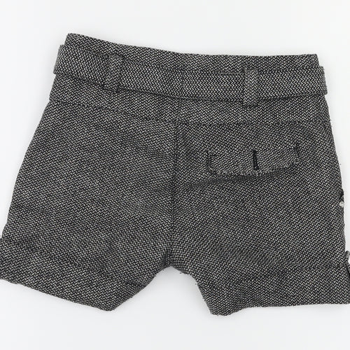 Preworn Girls Black   Hot Pants Shorts Size 9 Years