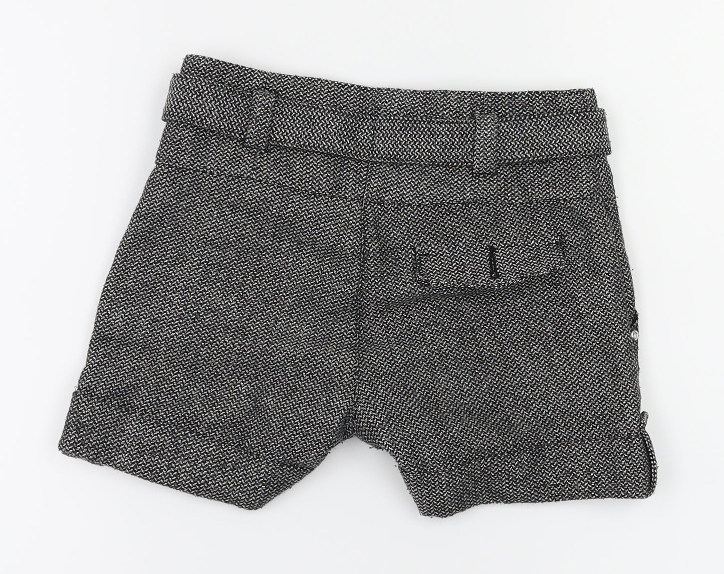 Preworn Girls Black   Hot Pants Shorts Size 9 Years