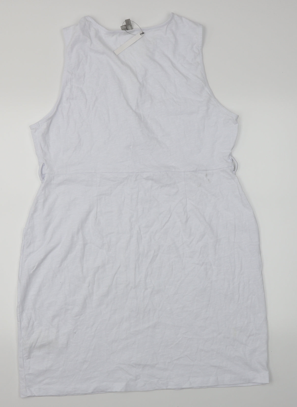 ASOS Womens White   A-Line  Size 18