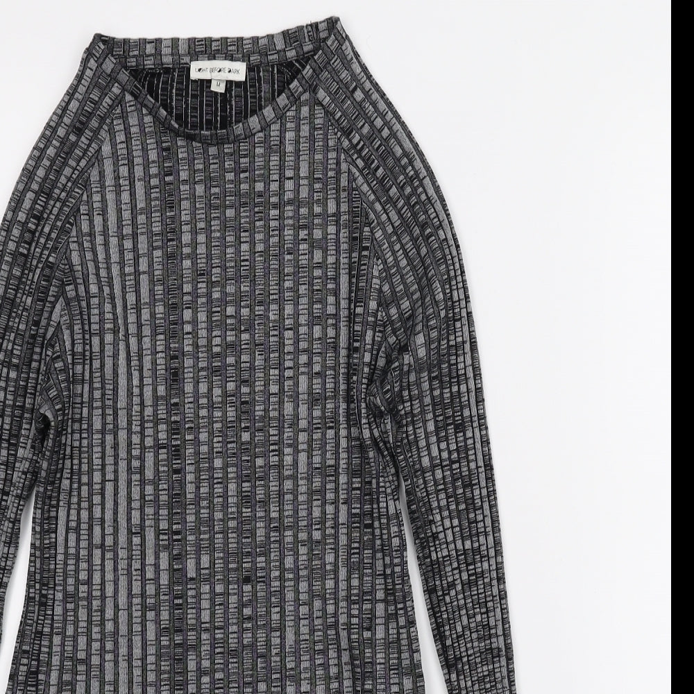 Light Before Dark Womens Grey   Cropped Blouse Size M