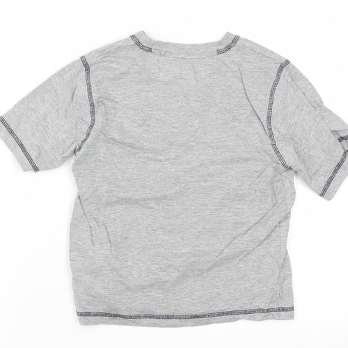 Primark Boys Grey   Basic T-Shirt Size 7-8 Years  - Pattern on Pocket