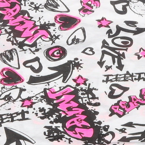A to Z Girls White   Cropped T-Shirt Size 13 Years  - Graffiti