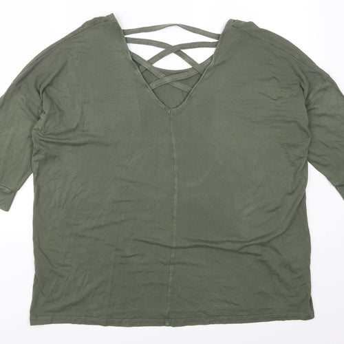 Pecocks Womens Green   Basic T-Shirt Size 22