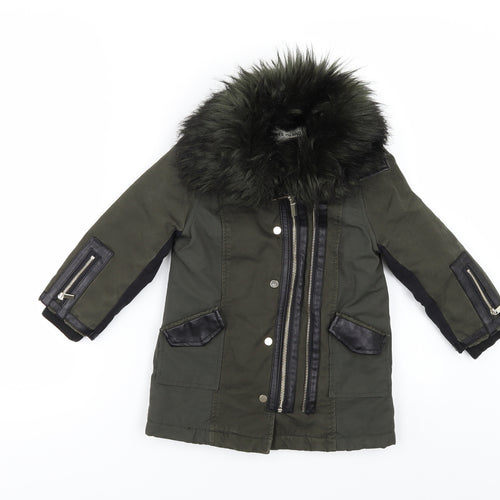 River Island Girls Green   Gilet Jacket Size 3 Years