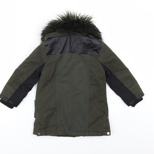 River Island Girls Green   Gilet Jacket Size 3 Years