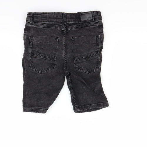 River Island Boys Black   Chino Shorts Size 9-10 Years