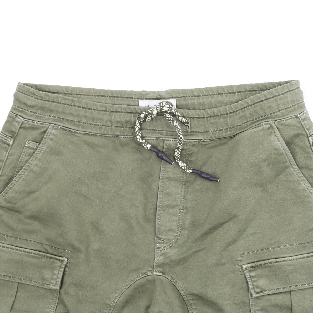 Preworn Mens Green   Cargo Shorts Size 44 in