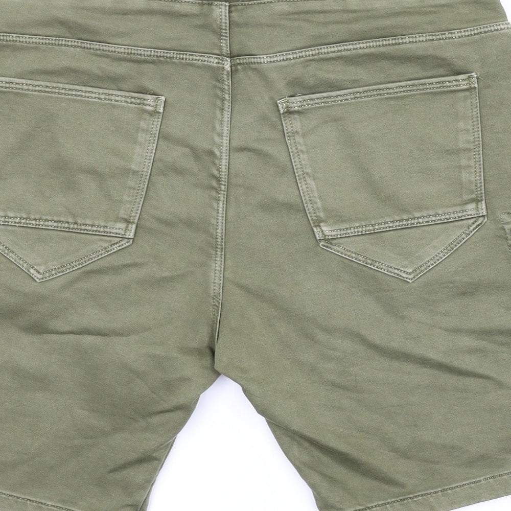 Preworn Mens Green   Cargo Shorts Size 44 in