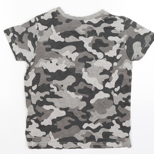 Primark Boys Grey Camouflage  Basic T-Shirt Size 3-4 Years