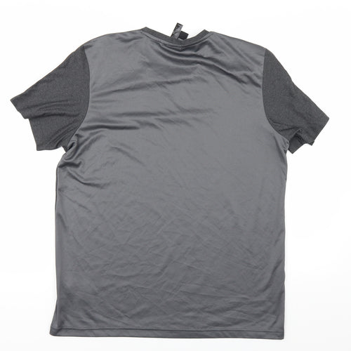 adidas Mens Grey    T-Shirt Size L