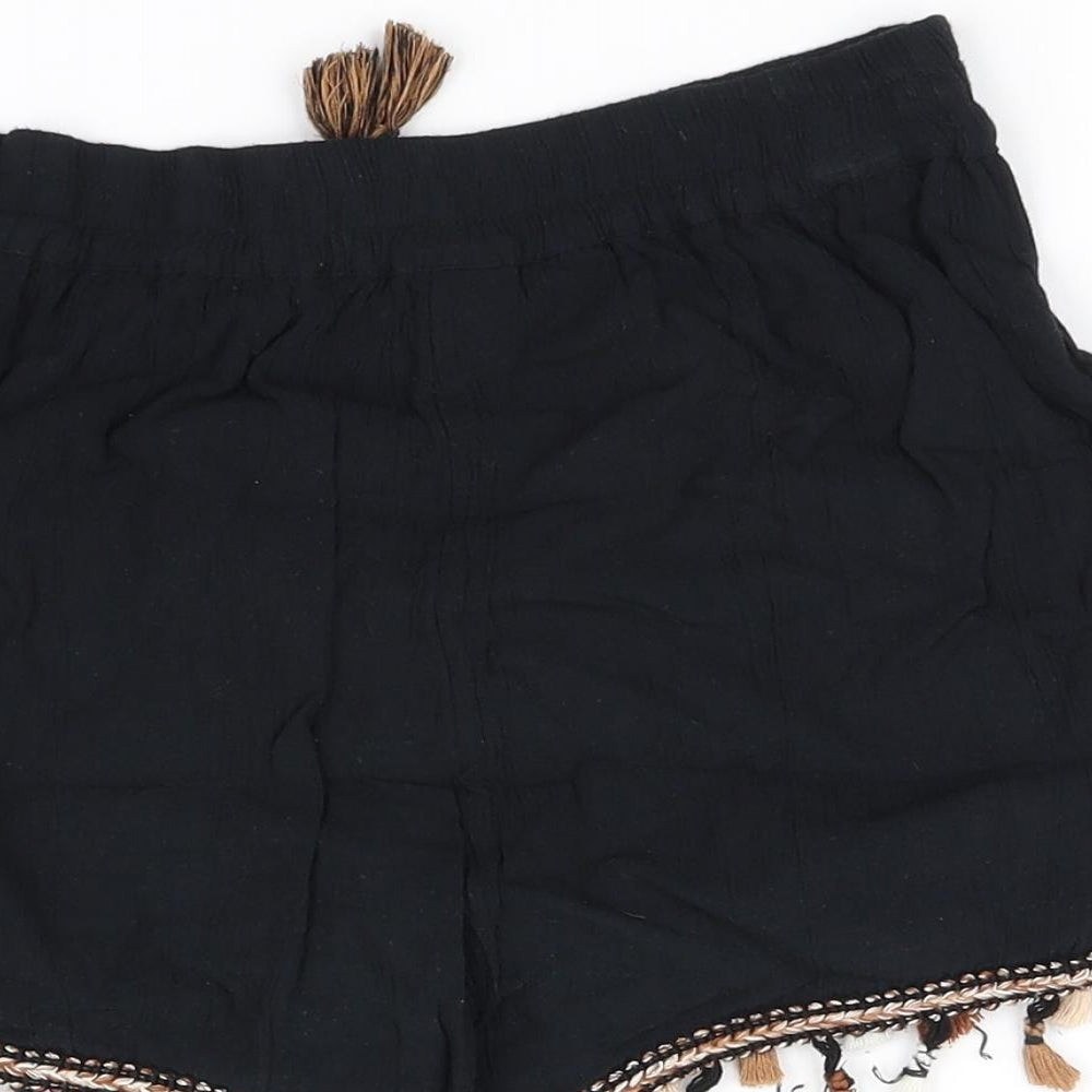 pre worn Girls Black   Cut-Off Shorts Size 12 Years