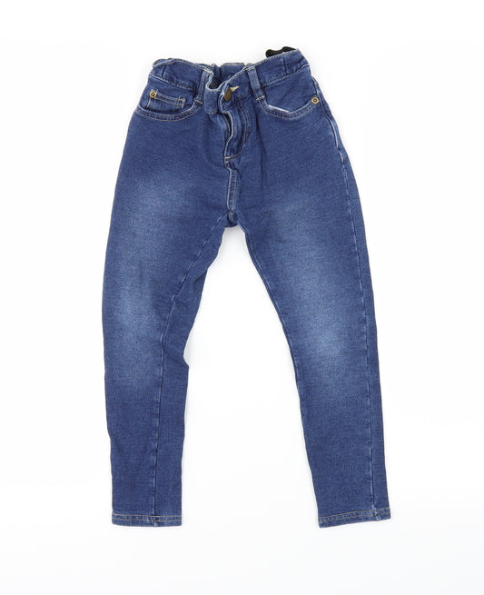 Front view of Matalan girls’ blue denim skinny jeans, size 6, years