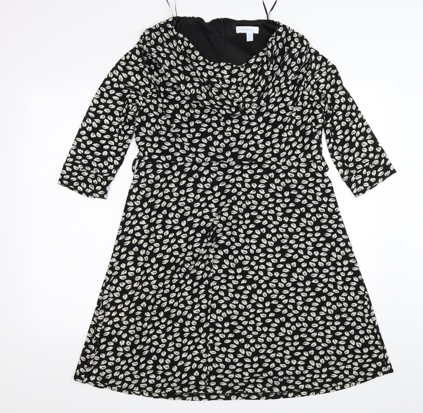 blue vanilla Womens Black Floral  Fit & Flare  Size 14