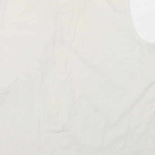 AMARANTO Womens White   Basic T-Shirt Size 22