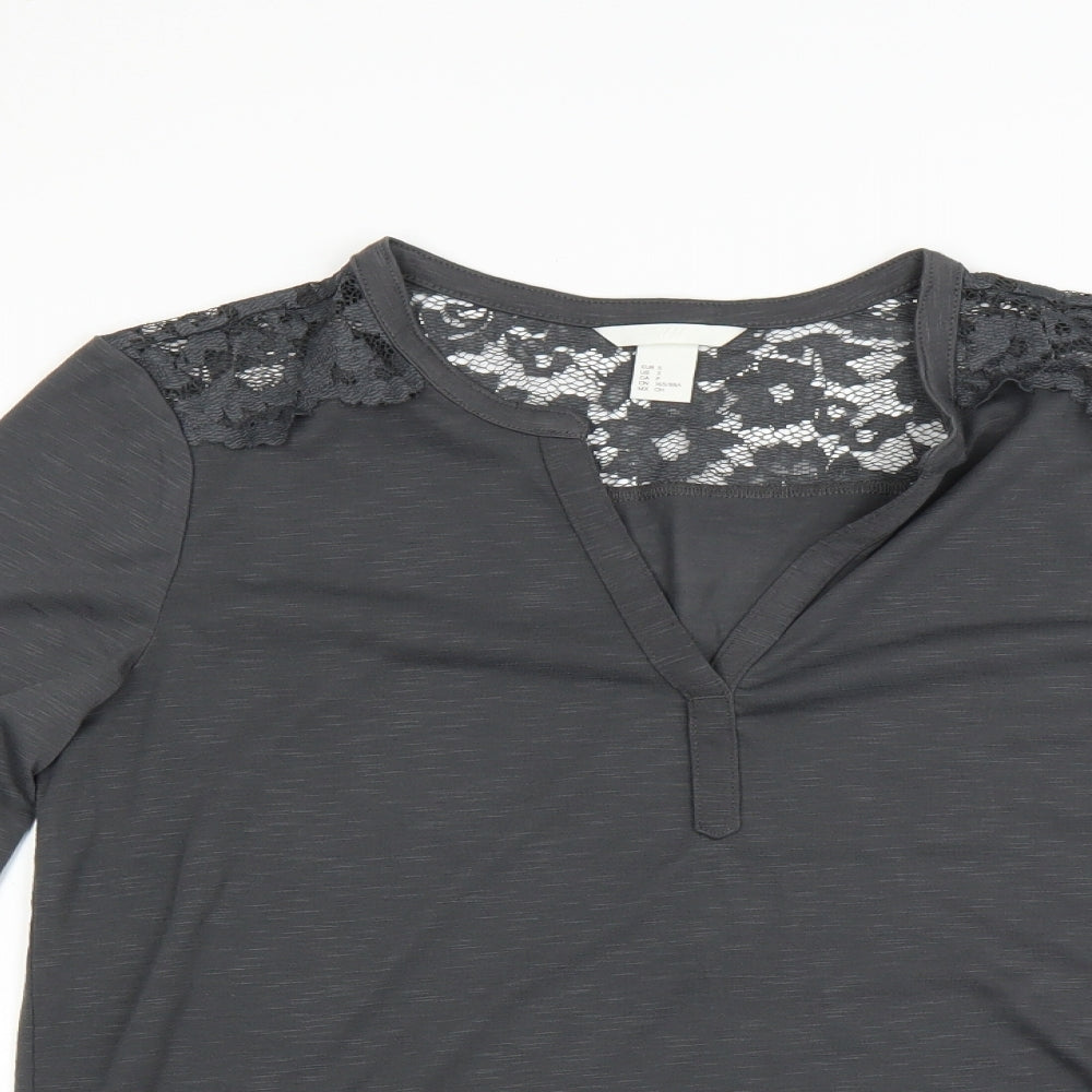 H&M Womens Grey   Basic T-Shirt Size S  - Lace neckline