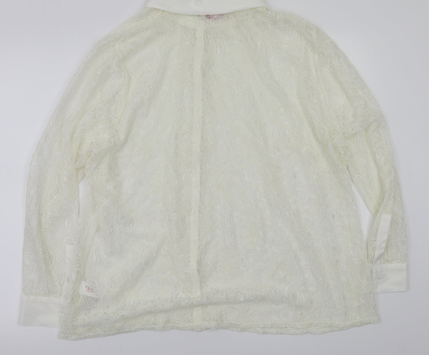 Marisota Womens Ivory Floral  Basic T-Shirt